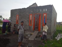 Hujan Deras Disertai Angin Kencang,  Porak Porandakan Rumah Warga di Janapria