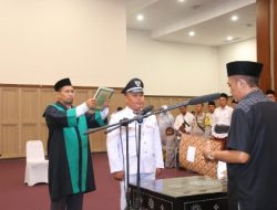 Istimewa, Bupati Loteng Lantik Tarnadi Jadi Kades Kidang