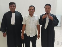 Sabar dan Berdo’a, Lima Bulan Jalani Proses Sidang, Azhar Akhirnya di Vonis Bebas