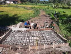 Dari Program TMMD: TNI Bangun Jembatan Multi Fungsi Petani Prateng Gembira