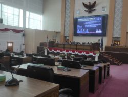 Dari Paripurna DPRD Loteng, 14 Desa Baru Disahkan