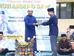 SMKN 1 Prateng, Gelar Maulid Nabi Hadirkan TGH. Taufiq Ansori QH