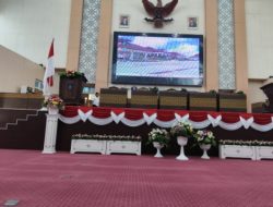 Panggung Pimpinan Terlalu Tinggi, Sejumlah Dewan Usulkan Diturunkan Sedikit