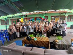 Bunda PAUD Loteng Kagum Atas Kinerja Pengawas TK Pratim