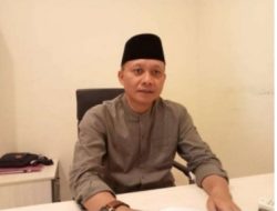 Kasi PHU Kemenag Loteng, Diomelin Keluarga Stafnya Sendiri
