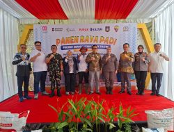 Kodim 1620, Bersama Pemda Loteng Sinergi Gelar Panen Raya Padi di Gerunung