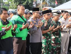 TNI-Polri dan Ojol di Loteng, Gelar Doa Bersama Untuk Kedamaian Negeri Dan Sholat Gaib Untuk Alm Afan 