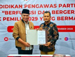 Perkuat Pengawasan Pemilu, Kanwil Kemenag NTB Bersama Bawaslu NTB Lakukan Penandatanganan Nota Kesepahaman