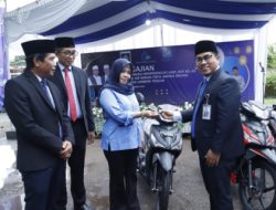 Dari HUT PDAM Ke 34, Bambang Serahkan Kado Bahagia Berupa 12 Kendaraan Dinas