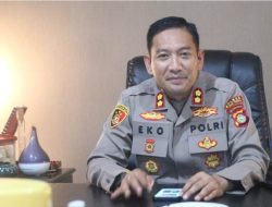 Lestarikan Budaya Bau Nyale Dukung Sektor Pariwisata, ‎Polres Loteng Terjunkan 3000 Pemotor Vespa