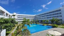 Sajikan Pemandangan Eksotis, Raja Hotel Kuta Mandalika Tepat Jadi Pilihan Menginap Sambil Berliburan