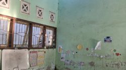 Gedung TKN 14 Pratim Bolong, Ancam Keselamatan Siswa Dan Guru