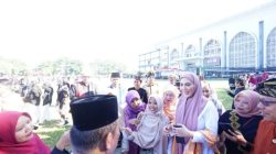 Ir Hj. Sari Pimpin Upacara Hardiknas 2026 di IC, Harapan Baru Bagi Dunia Pendidikan