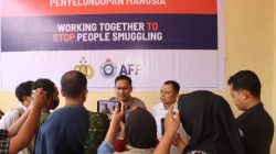 Cegah Penyelundupan Manusia, Polres Loteng Bersama AFP Gelar Edukasi Ke Masyarakat Pesisir
