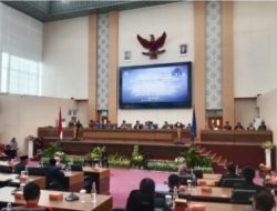 M. Najib Dilantik Jadi Anggota DPRD Loteng Melalui PAW