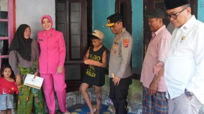 Kakanwil Kemenag NTB, Gratiskan Pendidikan Santri Korban Kebakaran di Loteng