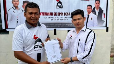 PSI Loteng Kian Solid, SK DPRt Pertama di Desa Teruwai Diserahkan, Anom: Ini Awal Konsolidasi Kamu Hingga Pelosok Daerah