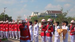 Serka Umar Bakri Pimpin Pengibaran Sang Merah Putih