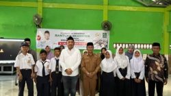 Pastikan Tak Ada Anak Putus Sekolah, Miq Ari Salurkan 277 Kartu PIP di SMPN 2 Praya