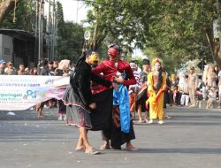 Kontingen Praya Timur, Tampilkan  Kesenian Rudat di Puncak Karnaval Kirab Budaya HUT Loteng Ke-81