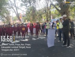 Dispora Sukses, Selenggarakan Lomba Gerak Jalan  Massal HUT Loteng Ke 81